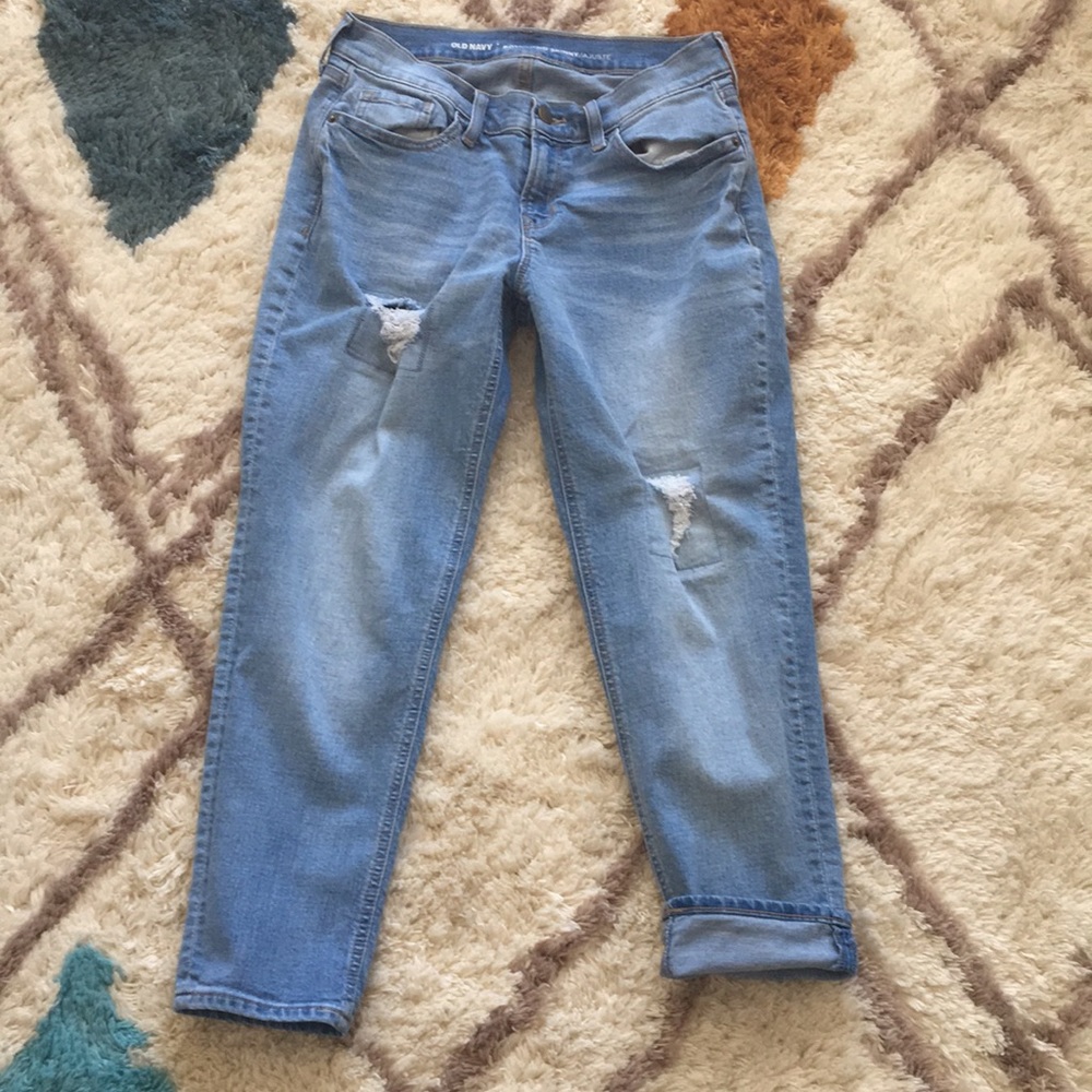 Old Navy ripped Boyfriend Skinny Jeans